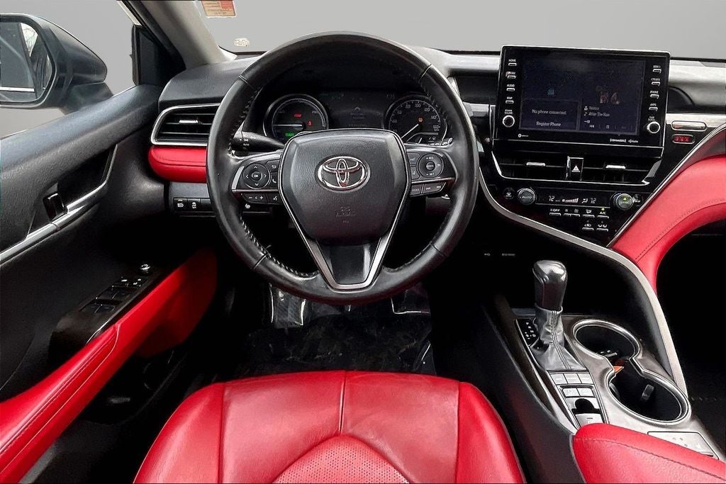 2022 Toyota Camry Hybrid XSE