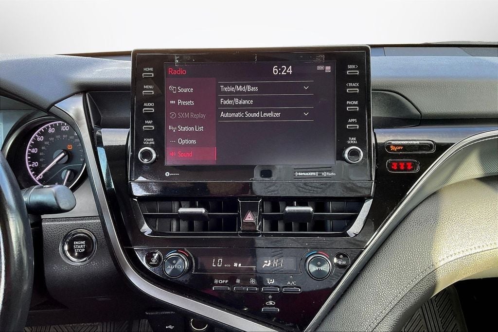 2024 Toyota Camry SE