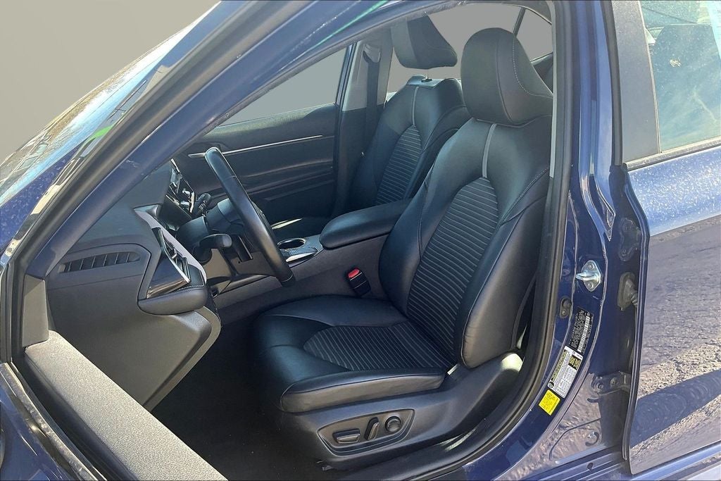 2023 Toyota Camry SE Nightshade