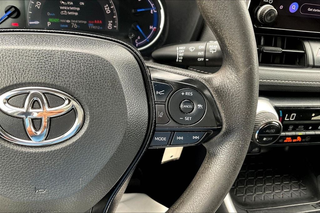 2023 Toyota RAV4 Hybrid LE