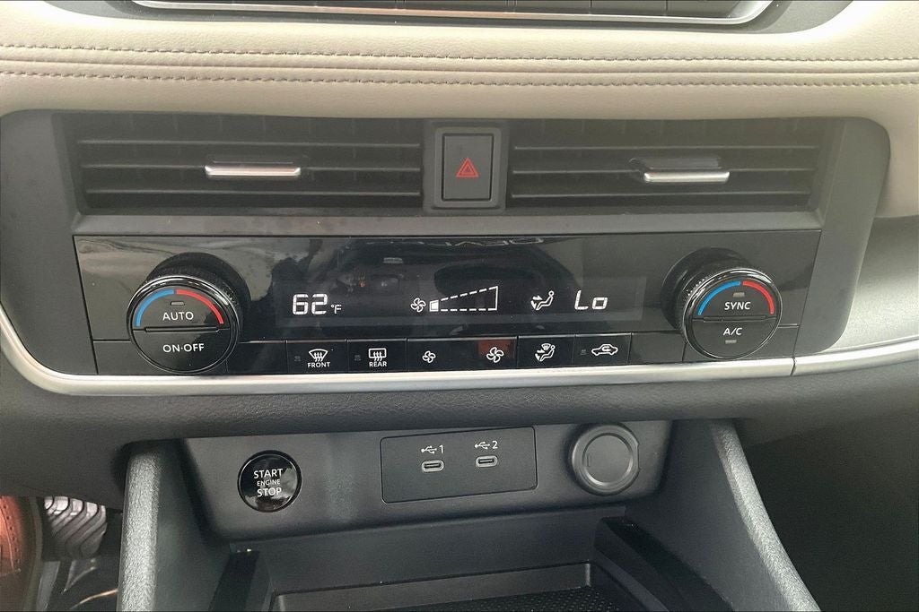 2025 Nissan Rogue SV