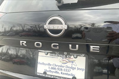 2025 Nissan Rogue SV