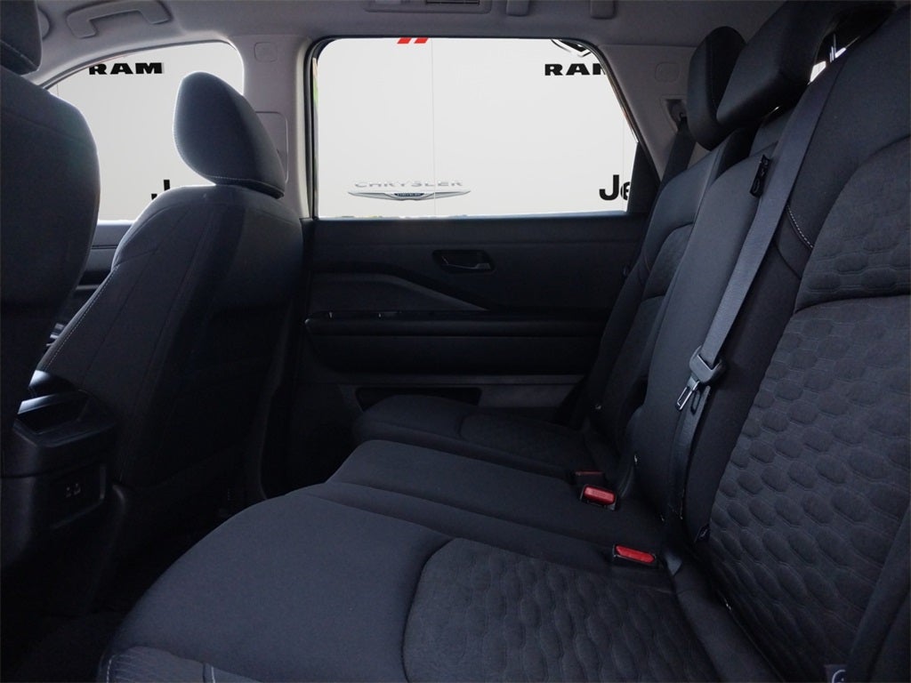 2024 Nissan Pathfinder S