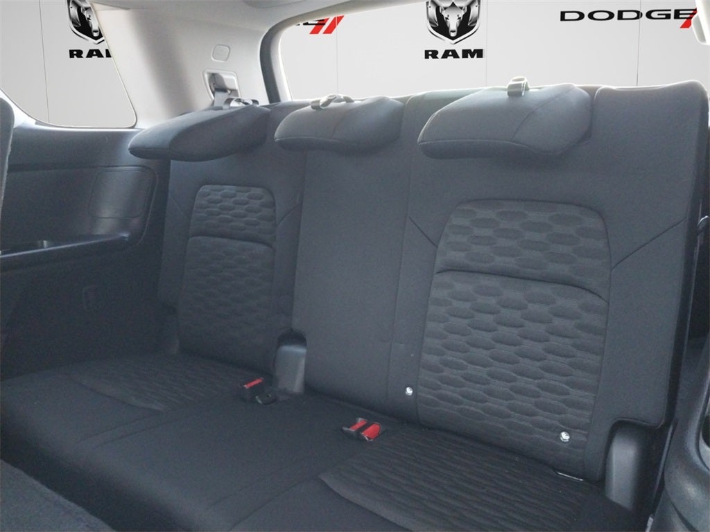 2024 Nissan Pathfinder S