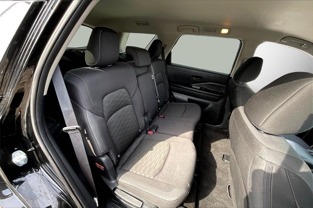 2024 Nissan Pathfinder S