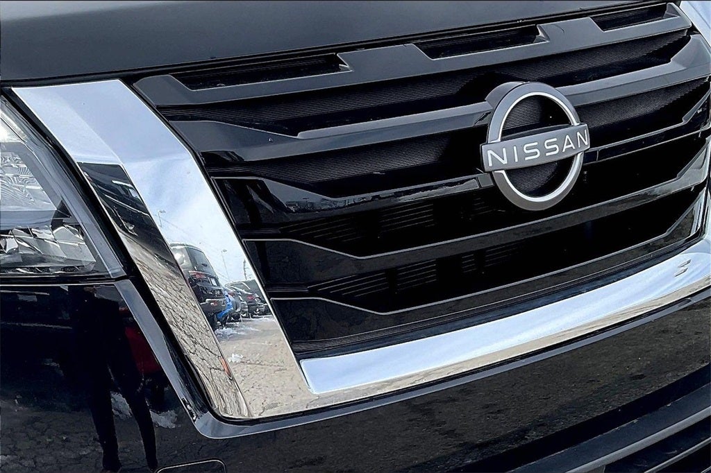 2024 Nissan Pathfinder S