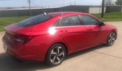 2022 Hyundai Elantra Limited