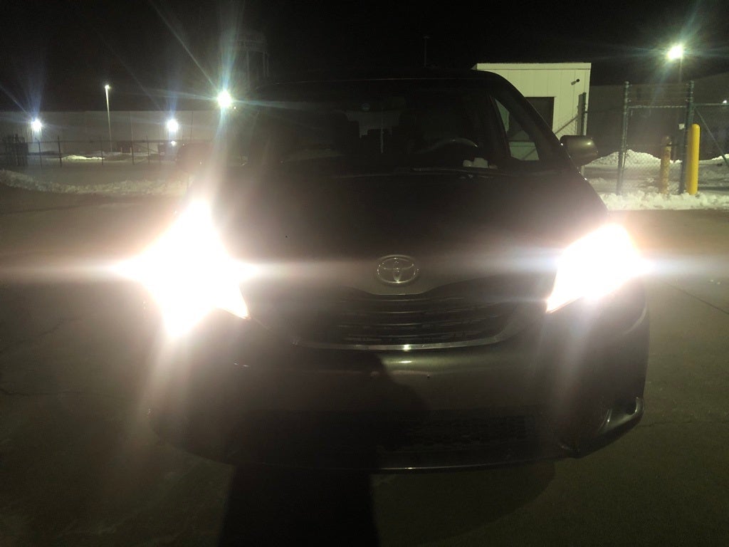 2013 Toyota Sienna LE 7 Passenger