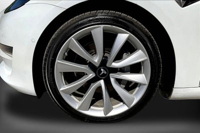 2018 Tesla Model 3 Performance