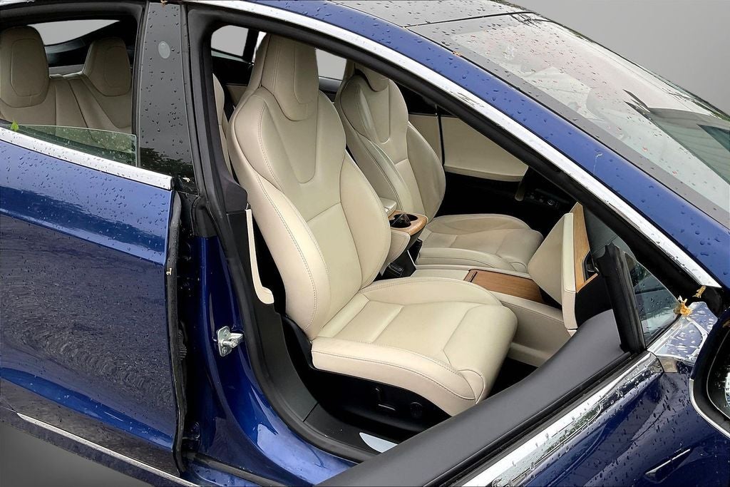 2020 Tesla Model S Long Range