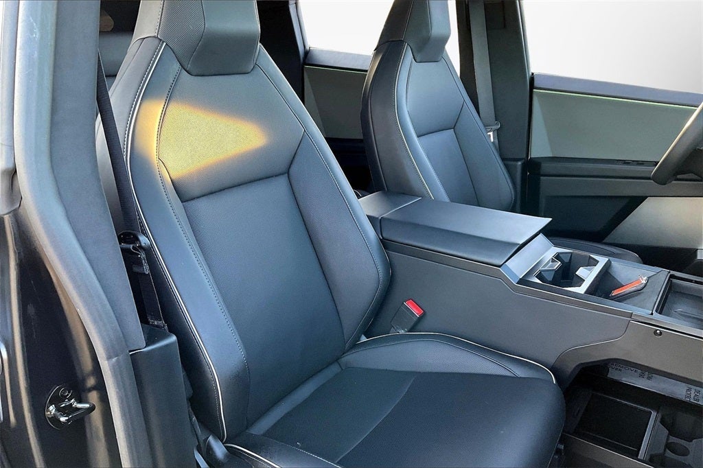 2024 Tesla Cybertruck All-Wheel Drive