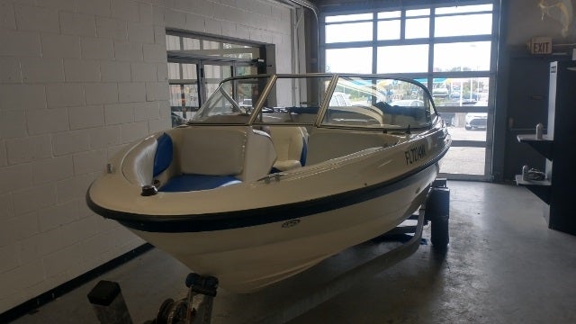 2004 Bayliner 185 Base