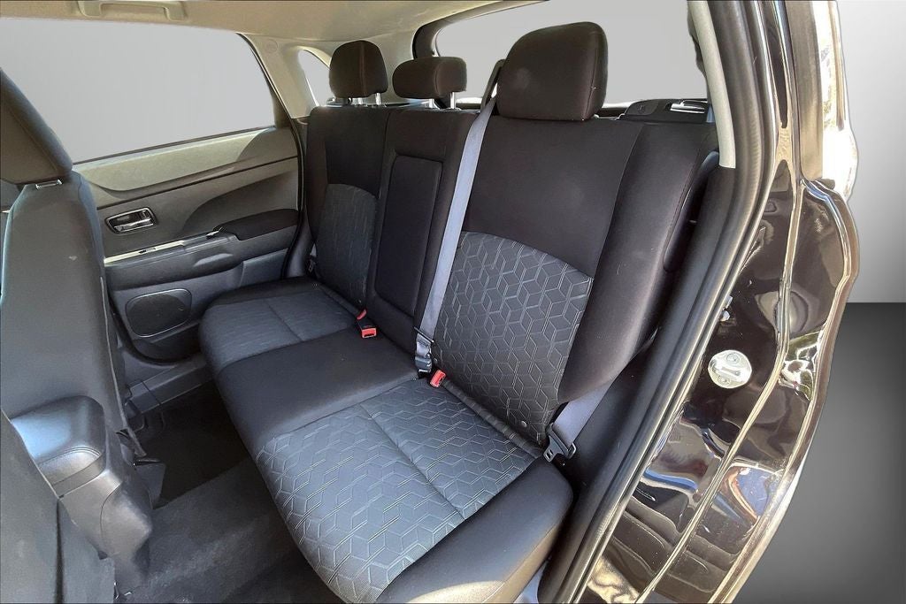 2024 Mitsubishi Outlander Sport 2.0 ES