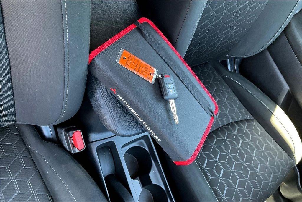 2024 Mitsubishi Outlander Sport 2.0 ES
