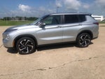 2024 Mitsubishi Outlander SE Black Edition w/Pano Roof