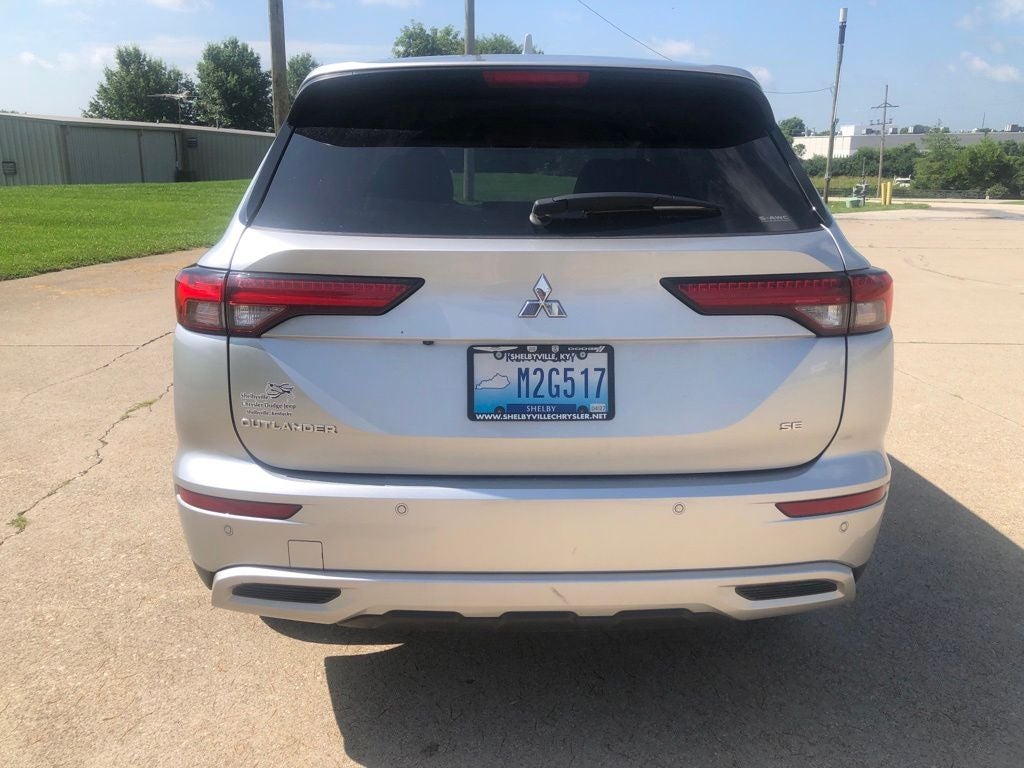 2024 Mitsubishi Outlander SE Black Edition w/Pano Roof