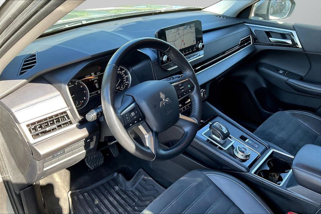 2024 Mitsubishi Outlander SE Ralliart