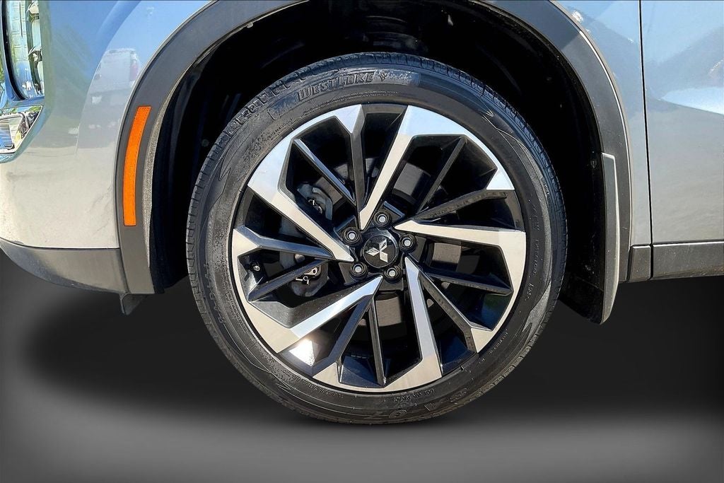 2024 Mitsubishi Outlander SE Ralliart