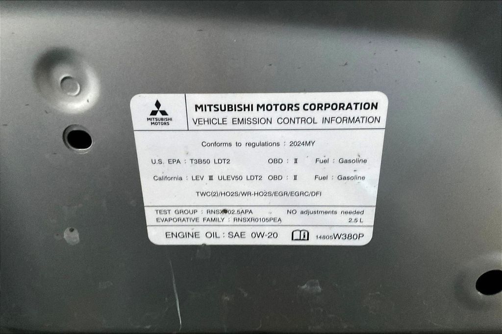 2024 Mitsubishi Outlander SE