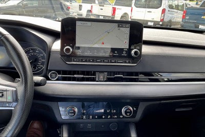 2024 Mitsubishi Outlander SE Black Edition w/Pano Roof