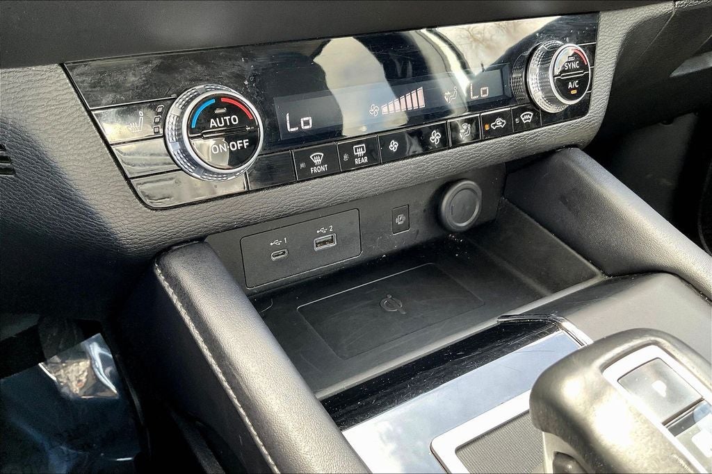 2024 Mitsubishi Outlander SE Black Edition w/Pano Roof