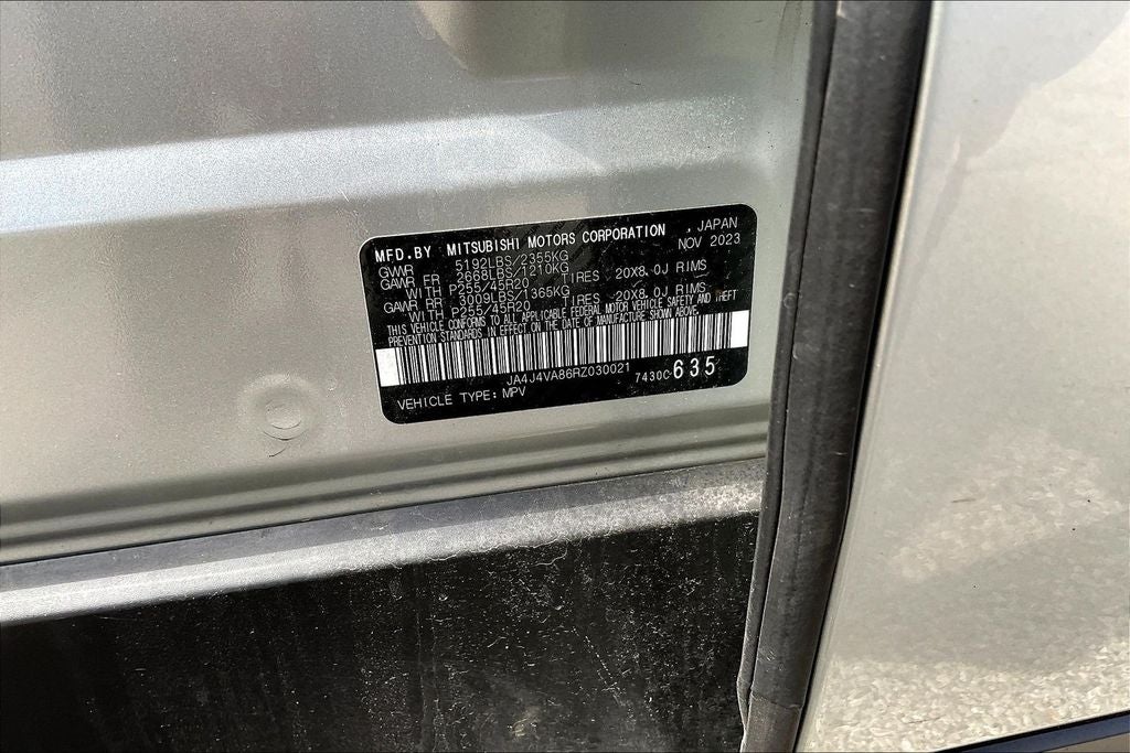 2024 Mitsubishi Outlander SE Black Edition w/Pano Roof