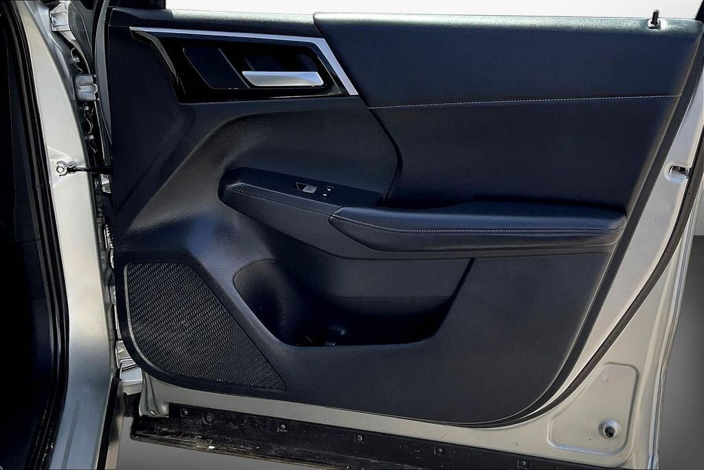 2024 Mitsubishi Outlander SE Black Edition w/Pano Roof