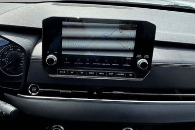 2024 Mitsubishi Outlander SE Black Edition w/Pano Roof