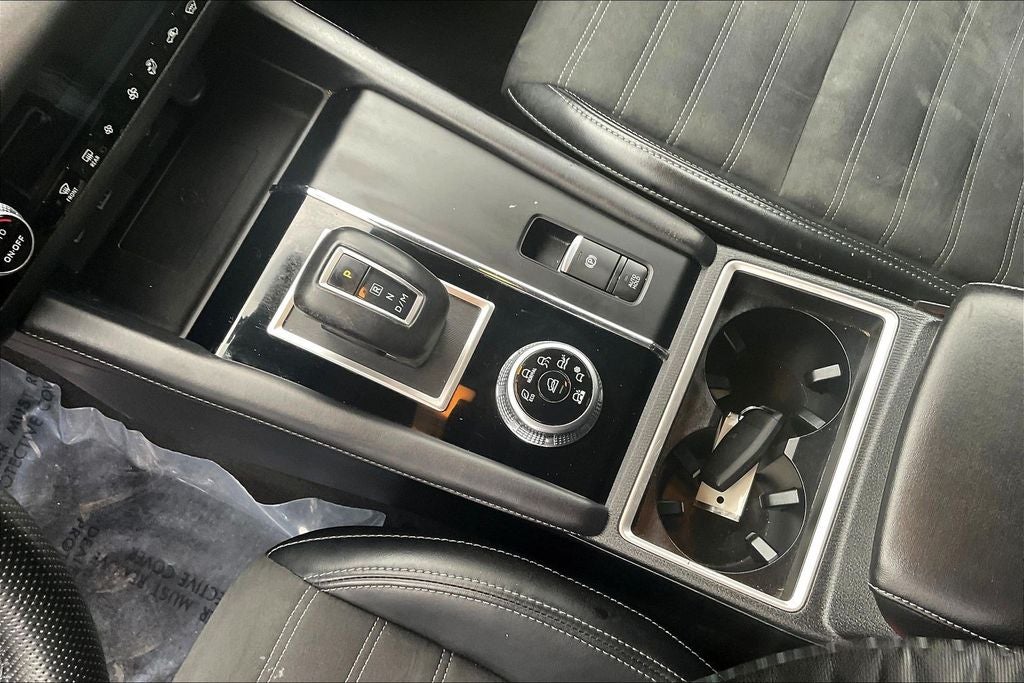 2024 Mitsubishi Outlander SE Black Edition w/Pano Roof