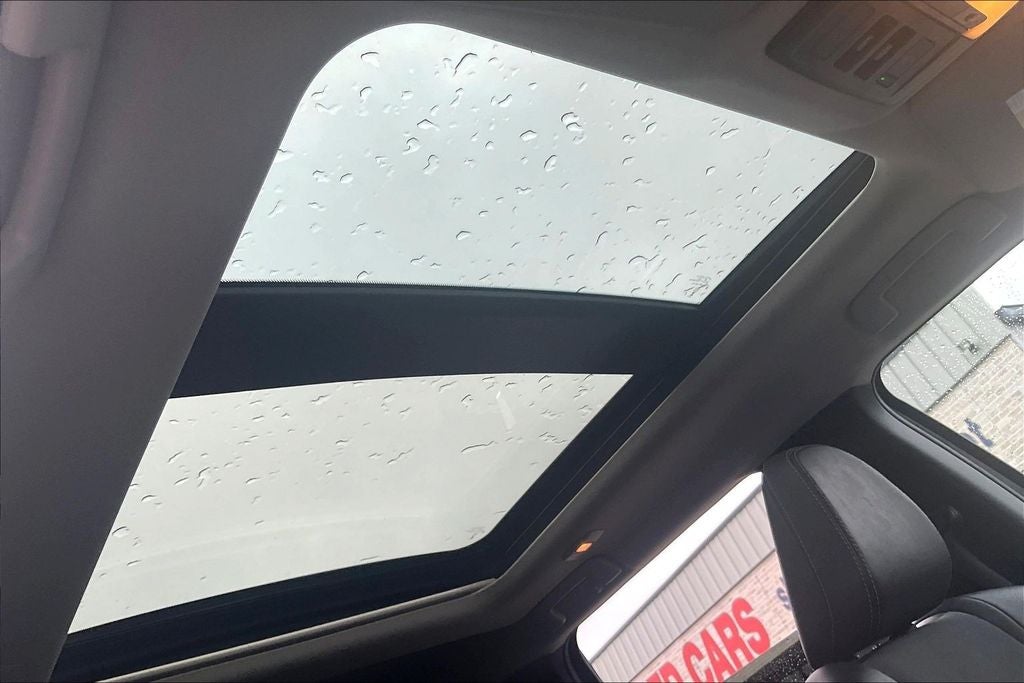 2024 Mitsubishi Outlander SE Black Edition w/Pano Roof