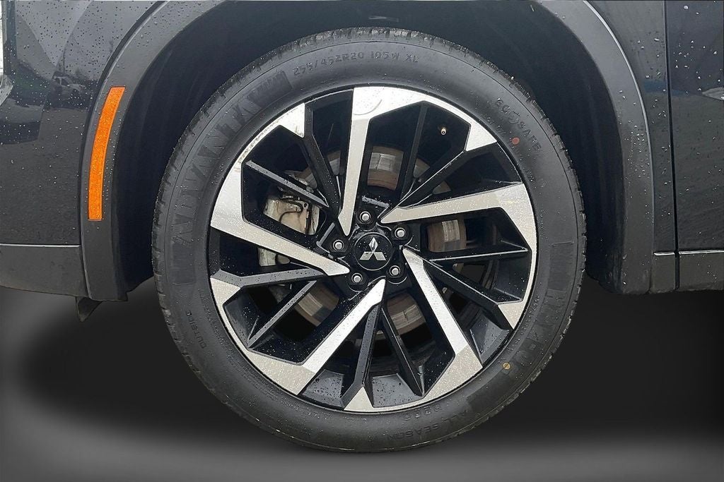 2024 Mitsubishi Outlander SE Black Edition w/Pano Roof