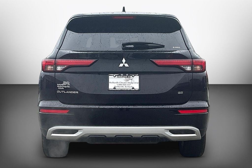 2024 Mitsubishi Outlander SE Black Edition w/Pano Roof
