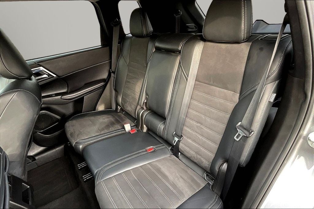 2024 Mitsubishi Outlander SE Black Edition w/Pano Roof