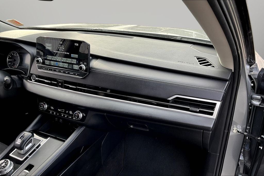 2024 Mitsubishi Outlander SE Black Edition w/Pano Roof