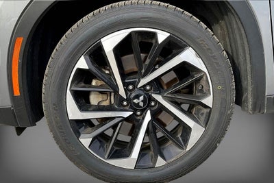 2024 Mitsubishi Outlander SE Black Edition w/Pano Roof