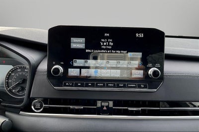 2024 Mitsubishi Outlander SE Black Edition w/Pano Roof