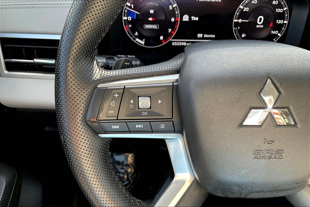 2024 Mitsubishi Outlander SEL