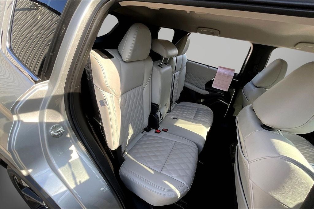 2024 Mitsubishi Outlander SEL