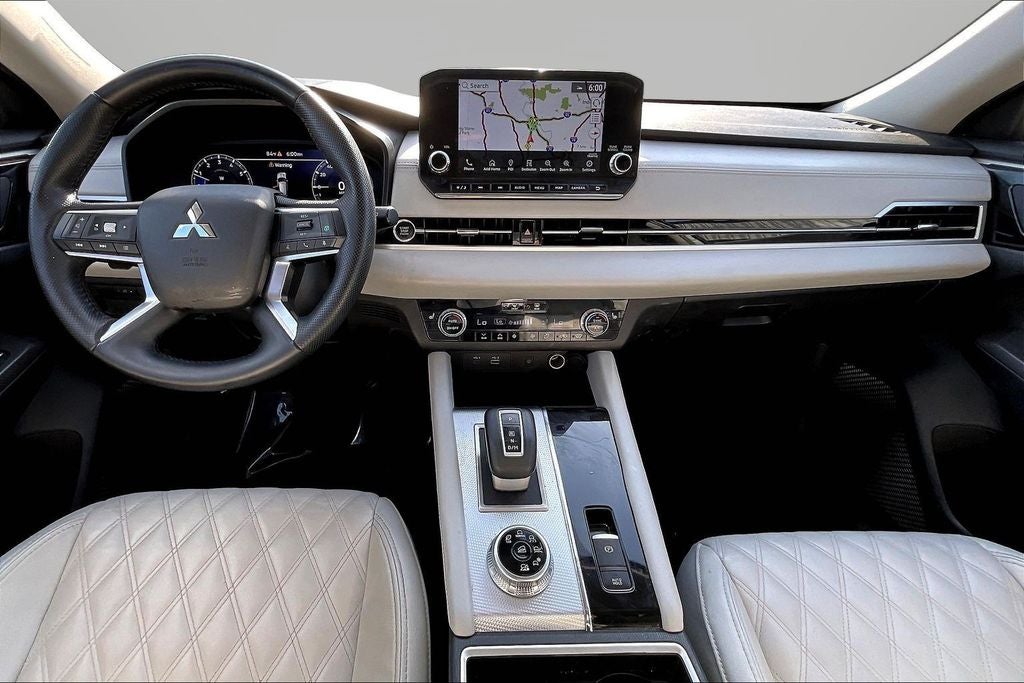 2024 Mitsubishi Outlander SEL