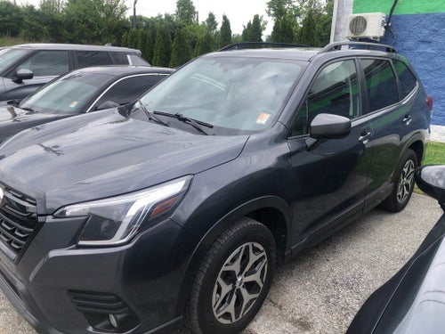 2023 Subaru Forester Premium