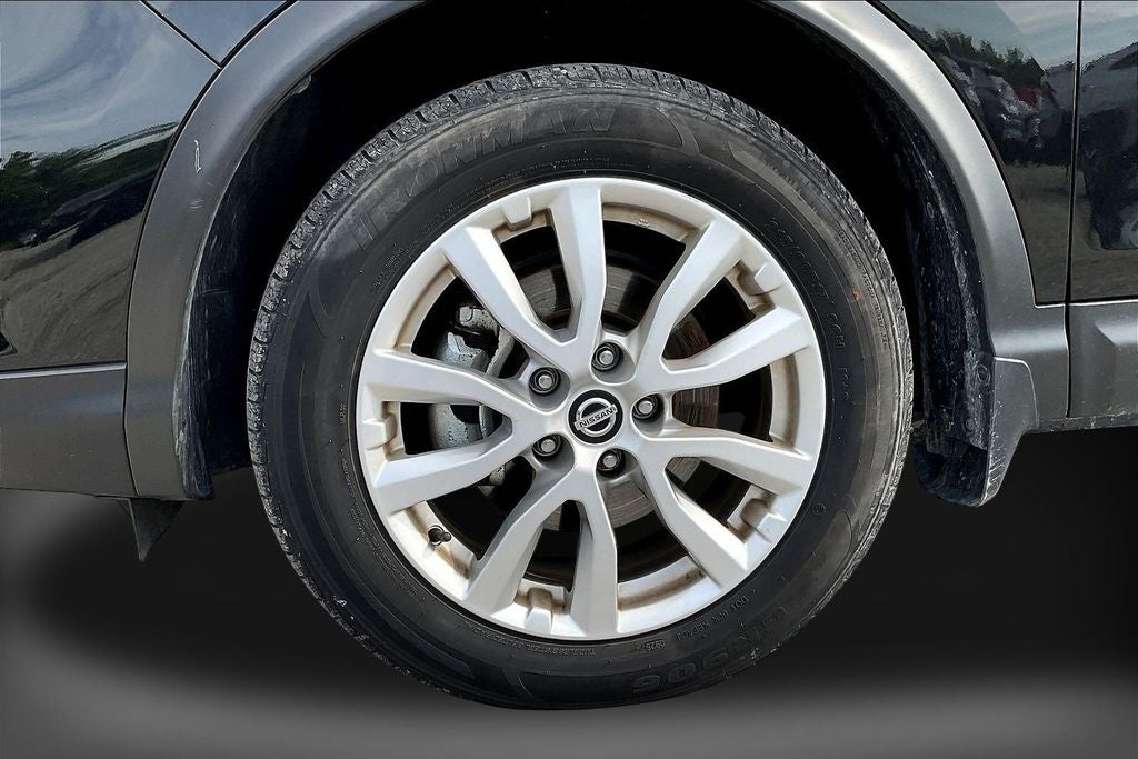2022 Nissan Rogue Sport SV