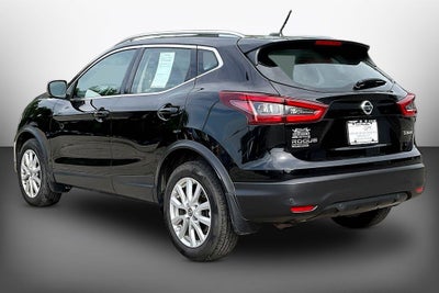 2022 Nissan Rogue Sport SV