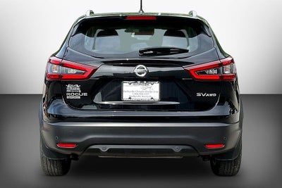 2022 Nissan Rogue Sport SV