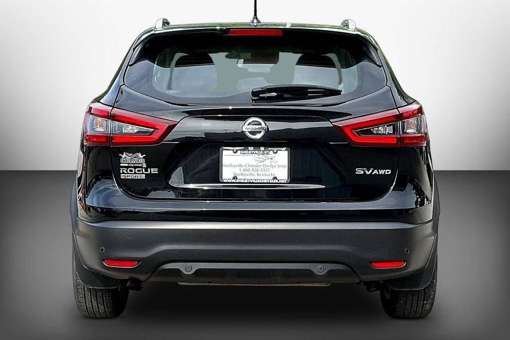 2022 Nissan Rogue Sport SV