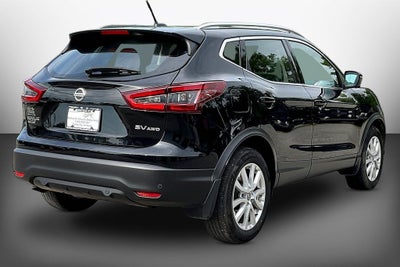 2022 Nissan Rogue Sport SV