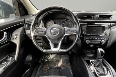 2022 Nissan Rogue Sport SV