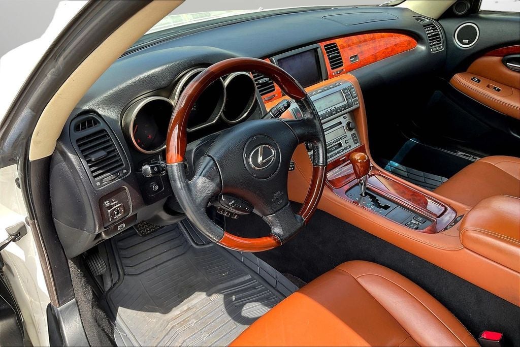 2005 Lexus SC 430