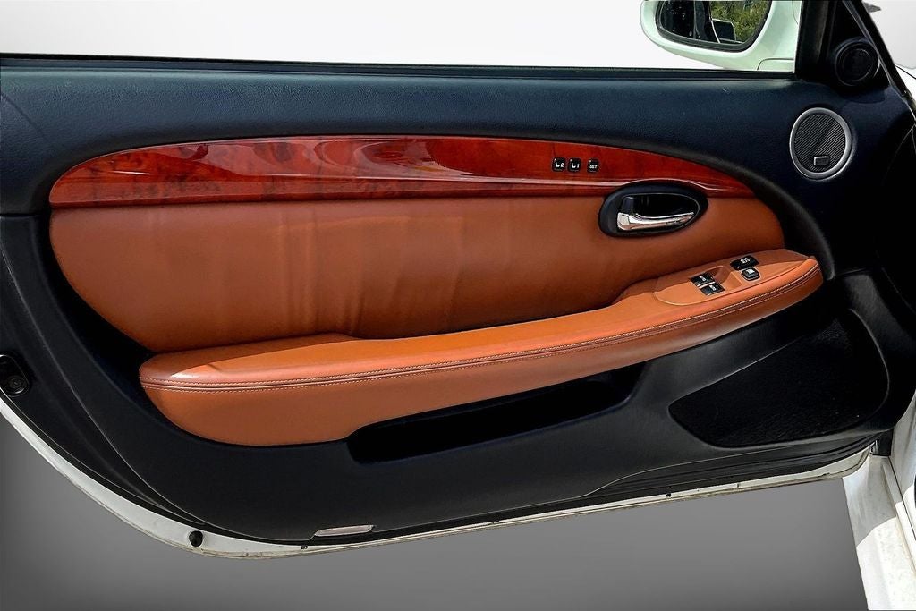 2005 Lexus SC 430