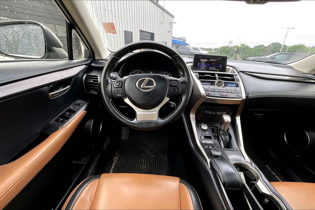 2017 Lexus NX 200t
