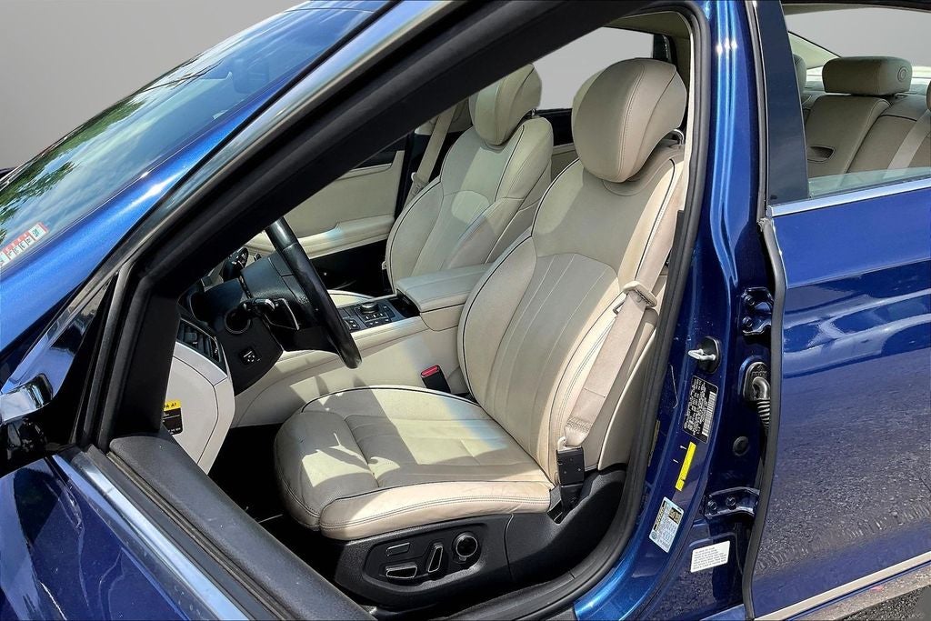 2016 Hyundai Genesis 3.8